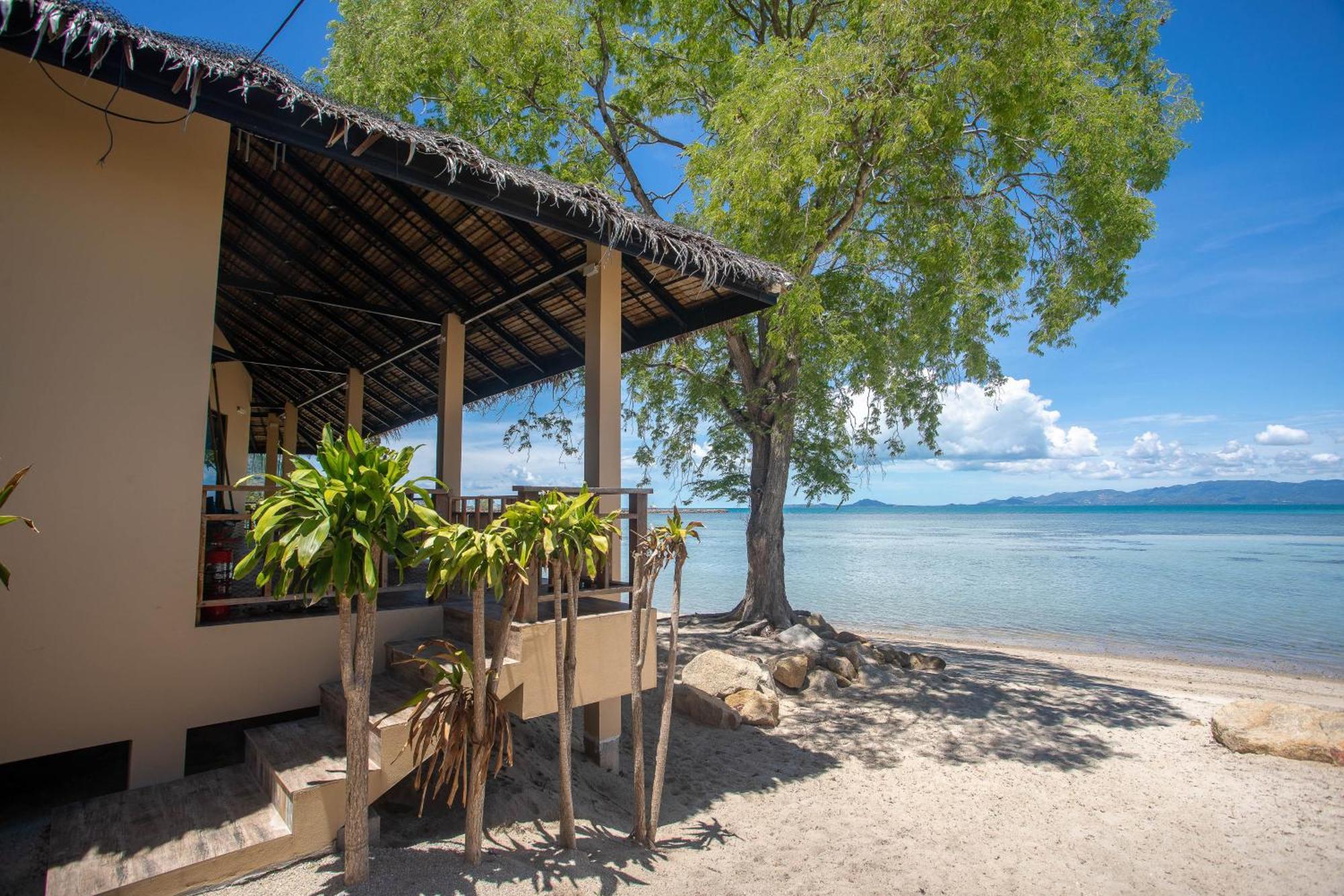 Absolute Beachfront Resort Baan Tai Exterior photo